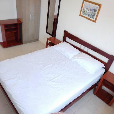 Residencial Praia Bombas 邦比尼亚斯 外观 照片