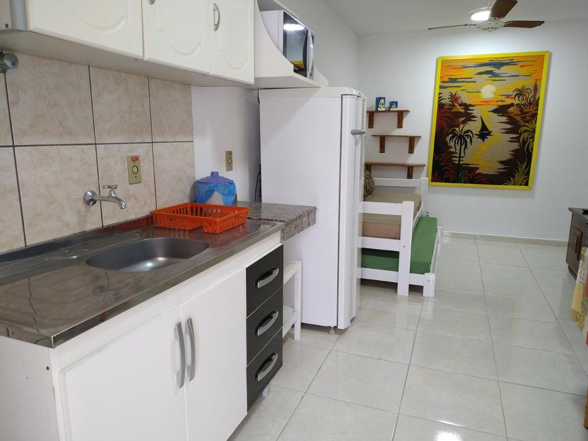Residencial Praia Bombas 邦比尼亚斯 外观 照片