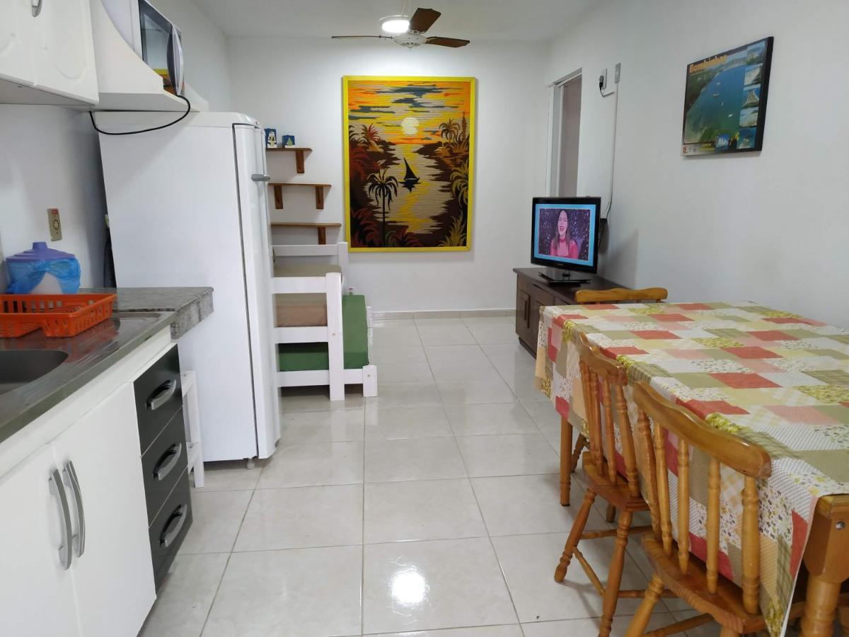 Residencial Praia Bombas 邦比尼亚斯 外观 照片