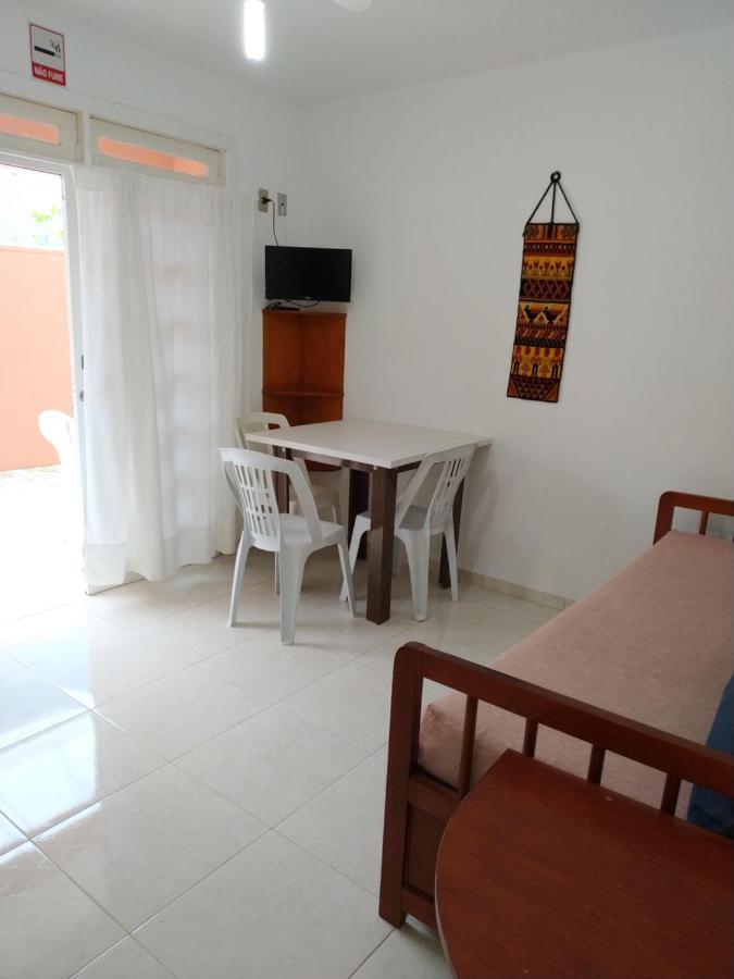 Residencial Praia Bombas 邦比尼亚斯 外观 照片