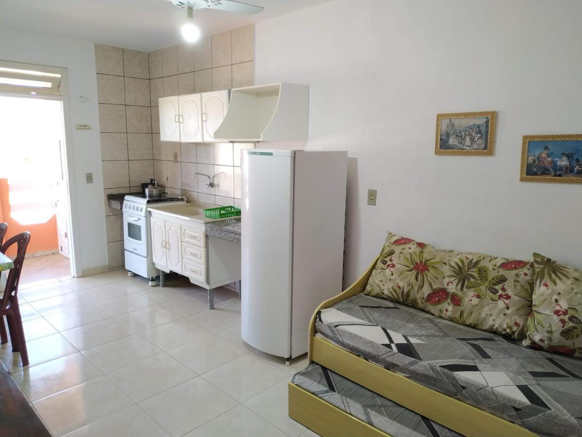 Residencial Praia Bombas 邦比尼亚斯 外观 照片