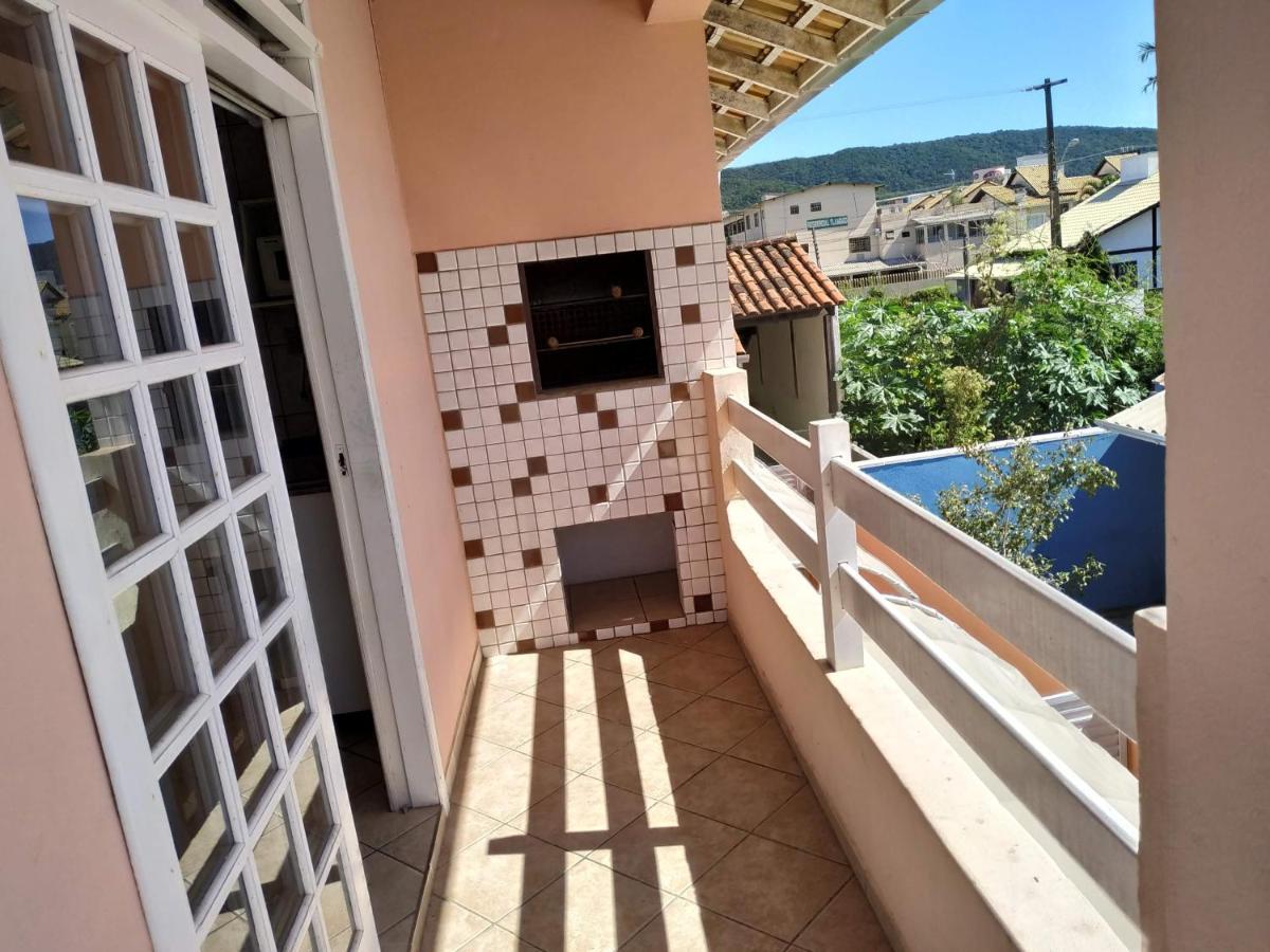 Residencial Praia Bombas 邦比尼亚斯 外观 照片