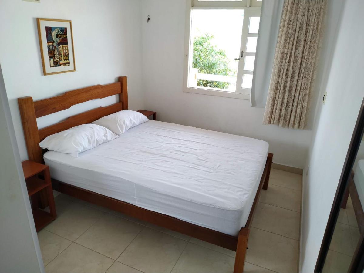 Residencial Praia Bombas 邦比尼亚斯 外观 照片