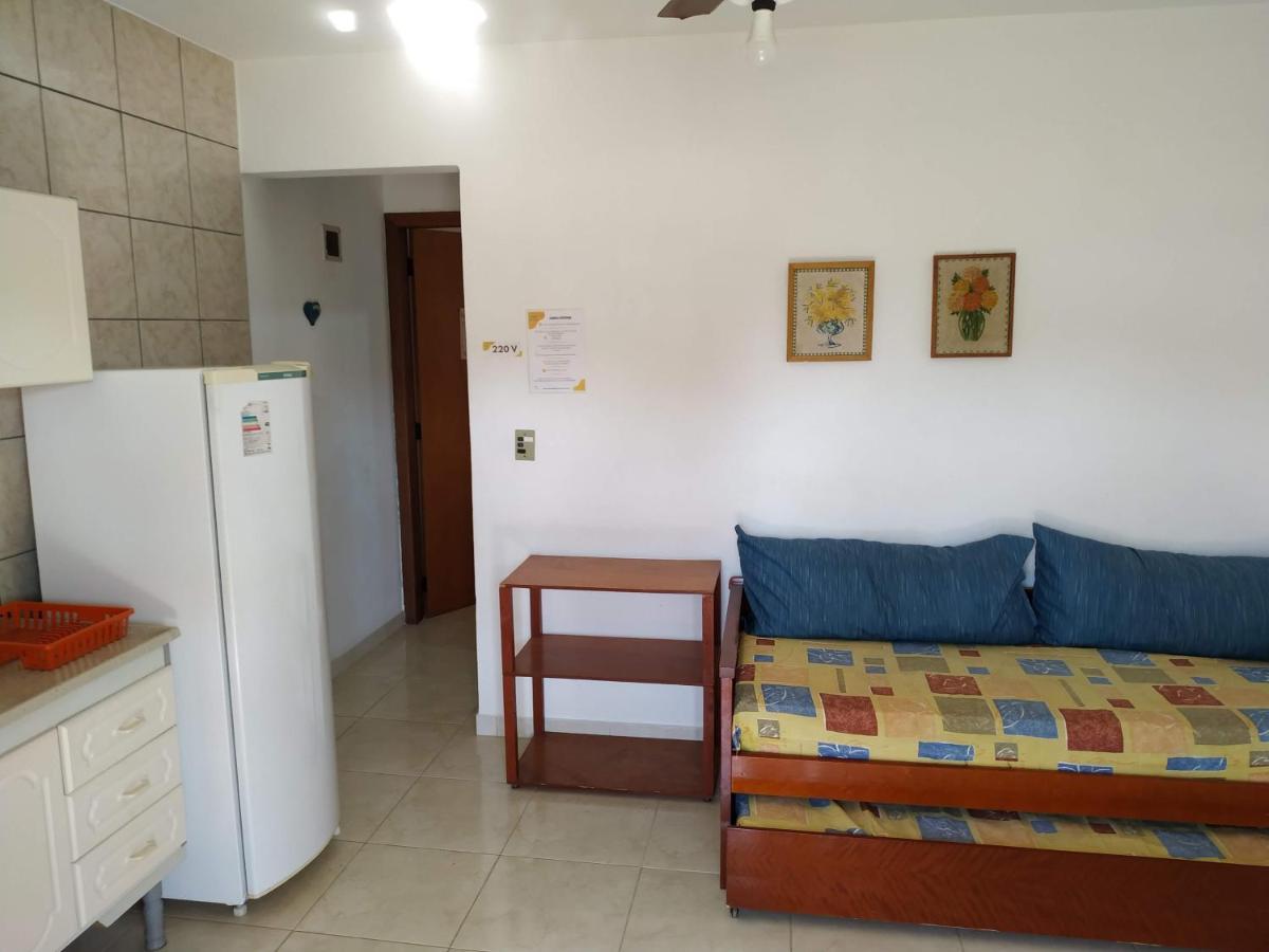 Residencial Praia Bombas 邦比尼亚斯 外观 照片