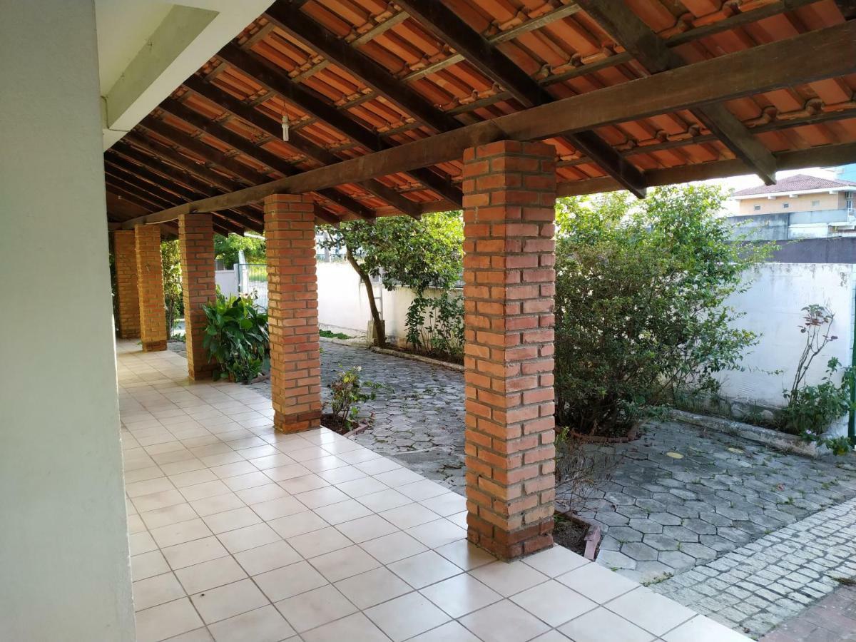 Residencial Praia Bombas 邦比尼亚斯 外观 照片