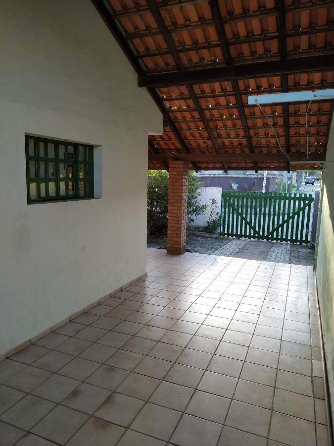 Residencial Praia Bombas 邦比尼亚斯 外观 照片